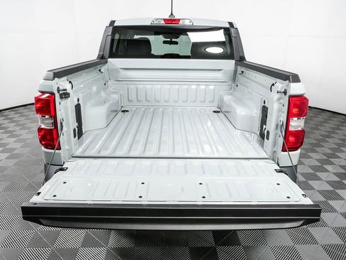 Used 2022 Ford Maverick XLT image 9