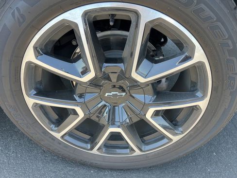 Used 2023 Chevrolet Tahoe RST w/ Luxury Package RWD image 6