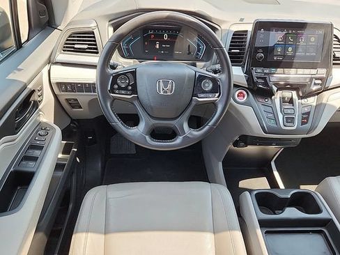 Used 2019 Honda Odyssey EX-L image 11