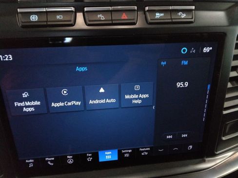 Used 2024 Ford F250 Lariat w/ Lariat Ultimate Package image 26