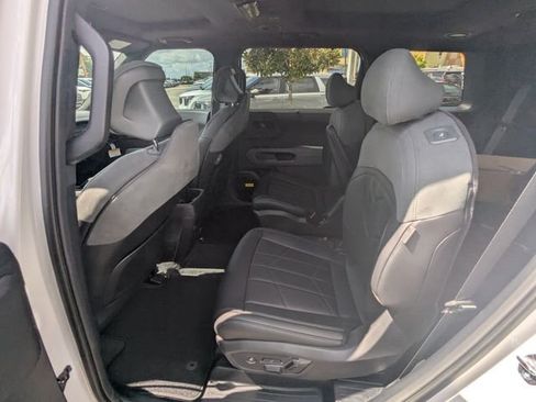 New 2027 Kia Telluride X-Line SX Prestige w/ Executive Package AWD/4WD image 14