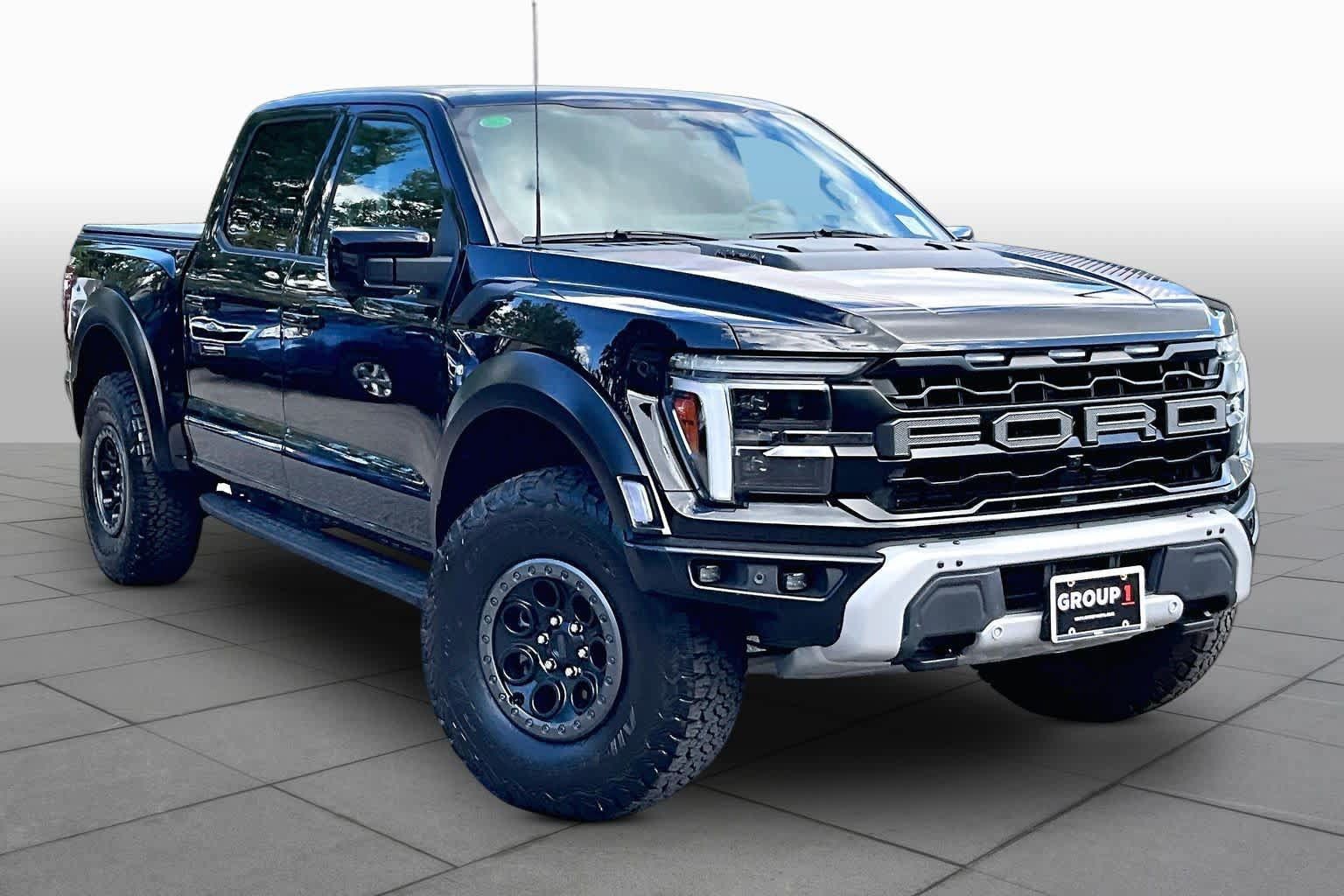 Used 2025 Ford F150 Raptor AWD/4WD image 3