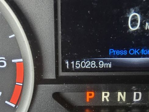 Used 2017 Ford F250 XLT w/ XLT Premium Package AWD/4WD image 19