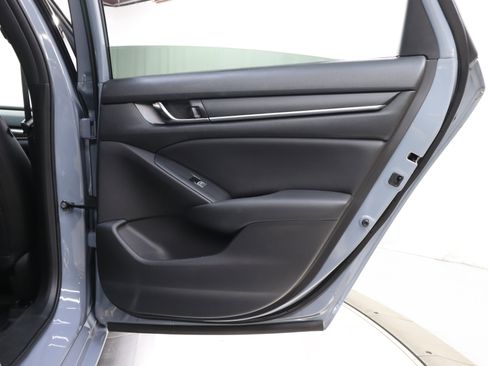 Used 2022 Honda Accord Sport image 24