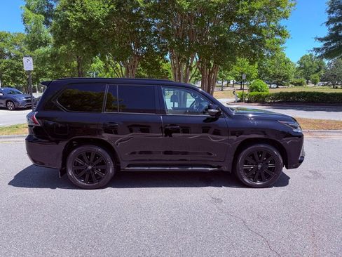 Used 2019 Lexus LX 570 4WD w/ Inspiration Series image 20