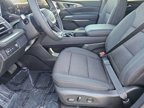 New 2026 Chevrolet Traverse LT FWD image 21