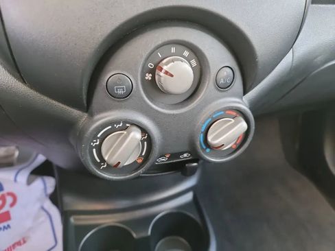 Used 2013 Nissan Versa S Plus FWD image 19