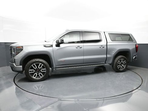 Used 2023 GMC Sierra 1500 AT4 w/ AT4 Premium Package AWD/4WD image 7