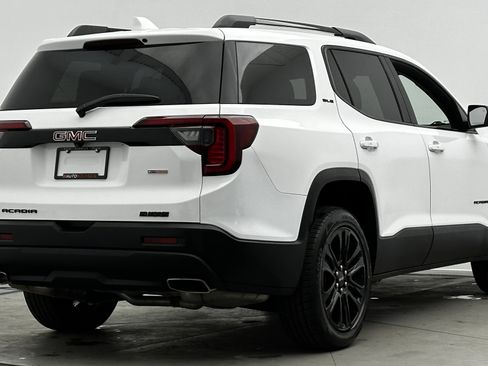 Used 2023 GMC Acadia SLE w/ Driver Convenience Package image 7
