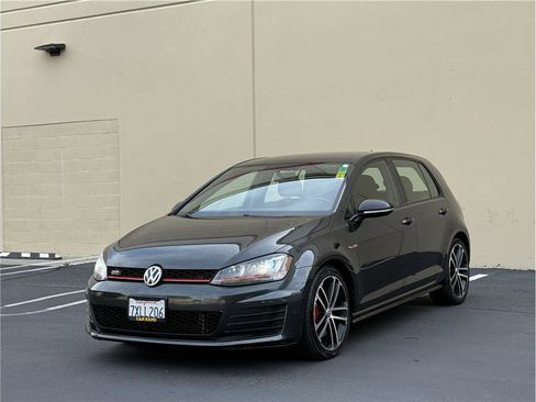 Used 2017 Volkswagen GTI S image 24