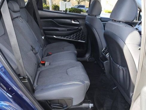 Used 2019 Hyundai Santa Fe SEL image 17
