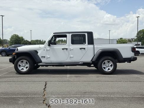 Used 2020 Jeep Gladiator Sport w/ Quick Order Package 24S AWD/4WD image 2
