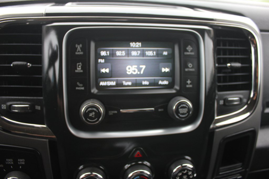 Used 2018 RAM 2500 Lone Star w/ Sport Appearance Group AWD/4WD image 17