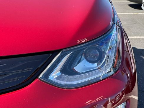 Used 2020 Chevrolet Bolt LT FWD image 46