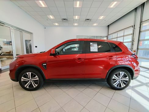 Used 2025 Mitsubishi Outlander Sport ES AWD/4WD image 6