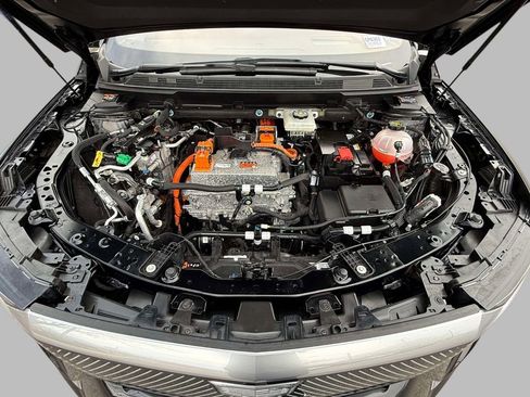 Used 2025 Cadillac Optiq Luxury 2 w/ LPO, Floor Liner Package image 22