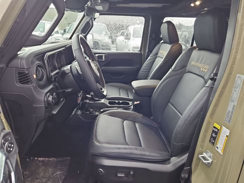 New 2025 Jeep Wrangler Unlimited Rubicon 392 image 12