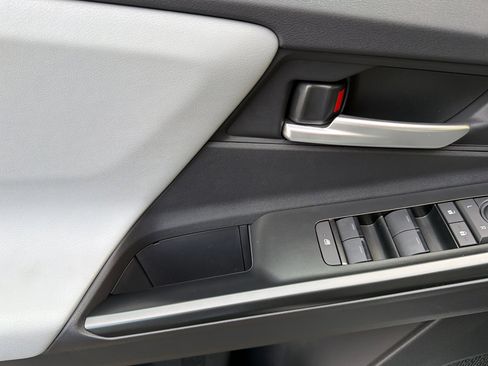 New 2026 Subaru Solterra Premium image 11