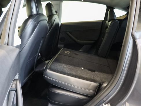 Used 2022 Tesla Model Y Performance AWD/4WD image 41