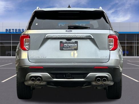 Used 2022 Ford Explorer Platinum w/ Equipment Group 601A image 5