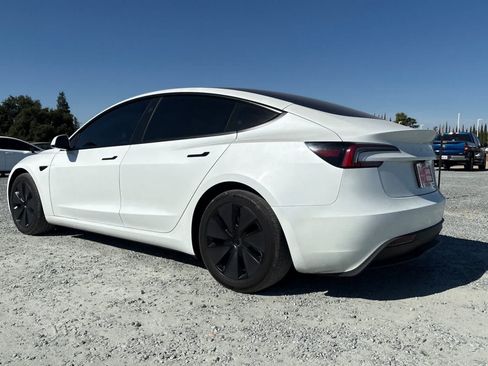 Used 2024 Tesla Model 3 Standard Range RWD image 7