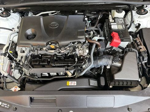 Used 2023 Toyota Camry SE w/ Convenience Package FWD image 33