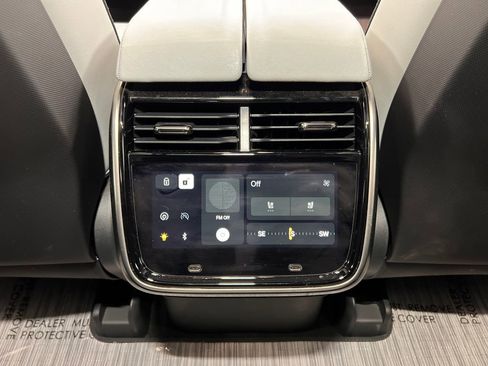 Used 2024 Rivian R1T Adventure AWD/4WD image 17