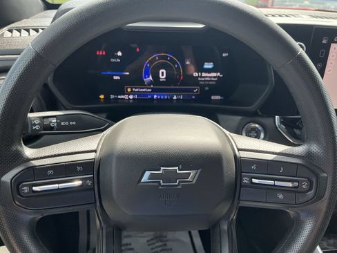 Used 2024 Chevrolet Colorado Trail Boss w/ Advanced Trailering Package AWD/4WD image 14