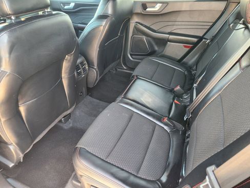 Used 2023 Ford Escape ST-Line w/ Tech Pack #1 image 31