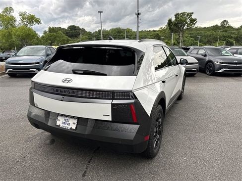 New 2025 Hyundai Ioniq 5 XRT image 8