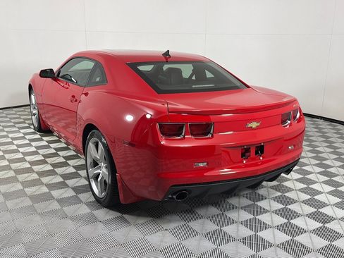 Used 2010 Chevrolet Camaro SS w/ RS Package RWD image 7