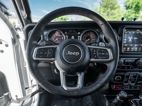 Used 2021 Jeep Wrangler Unlimited Rubicon w/ Trailer Tow Package AWD/4WD image 25