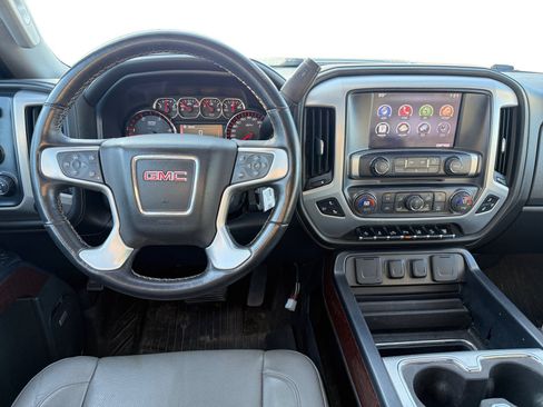 Used 2015 GMC Sierra 2500 SLT w/ Duramax Plus Package AWD/4WD image 10