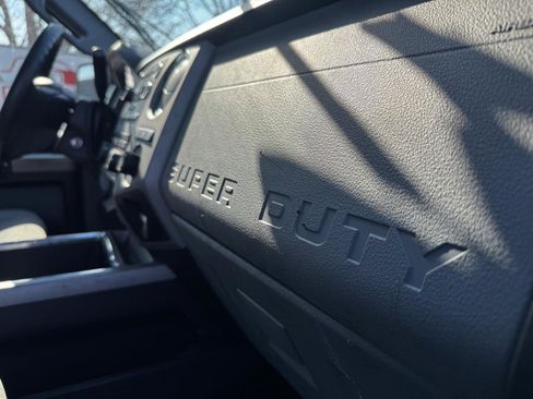 Used 2015 Ford F250 XLT w/ XLT Value Package AWD/4WD image 31