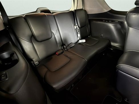 Used 2024 INFINITI QX80 Luxe image 30