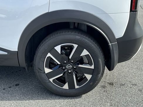 New 2026 Nissan Kicks SV w/ SV Premium Package AWD/4WD image 10