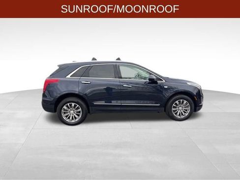 Used 2017 Cadillac XT5 Luxury w/ Driver Awareness Package image 8