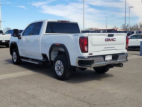 Used 2024 GMC Sierra 2500 SLE w/ SLE Value Package; image 7