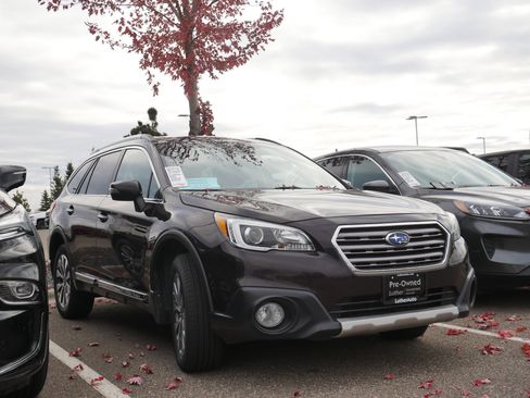 Used 2017 Subaru Outback 2.5i Touring w/ Popular Package #5A image 1