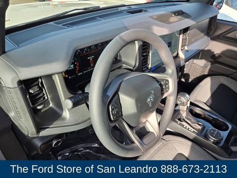 New 2025 Ford Bronco 4-Door image 3