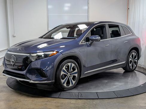 Used 2023 Mercedes-Benz EQS 450+ 4MATIC SUV image 4