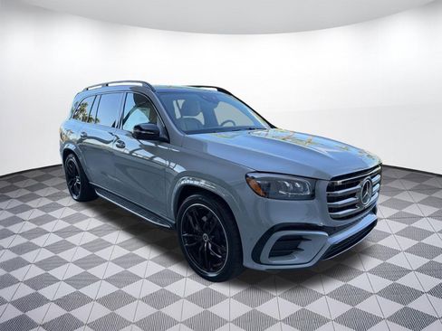 New 2026 Mercedes-Benz GLS 450 4MATIC image 7