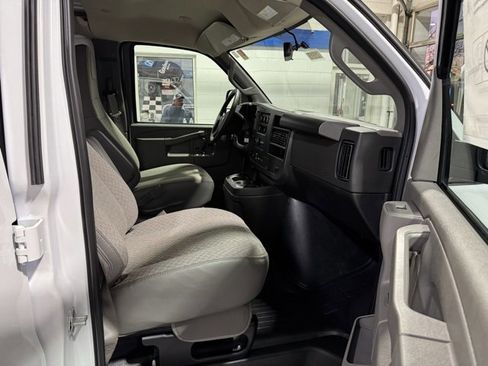 New 2025 Chevrolet Express 2500 WT w/ Enhanced Convenience Package image 13
