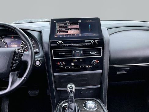 Used 2024 INFINITI QX80 Luxe image 10