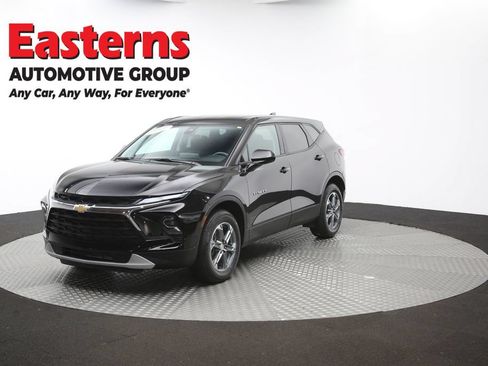 Used 2025 Chevrolet Blazer LT FWD image 55