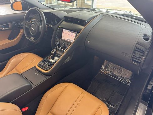 Used 2014 Jaguar F-TYPE S RWD image 21