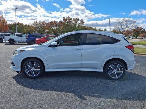 Used 2019 Honda HR-V Touring image 7