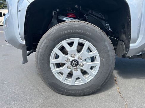 New 2025 Toyota Tacoma SR5 image 19