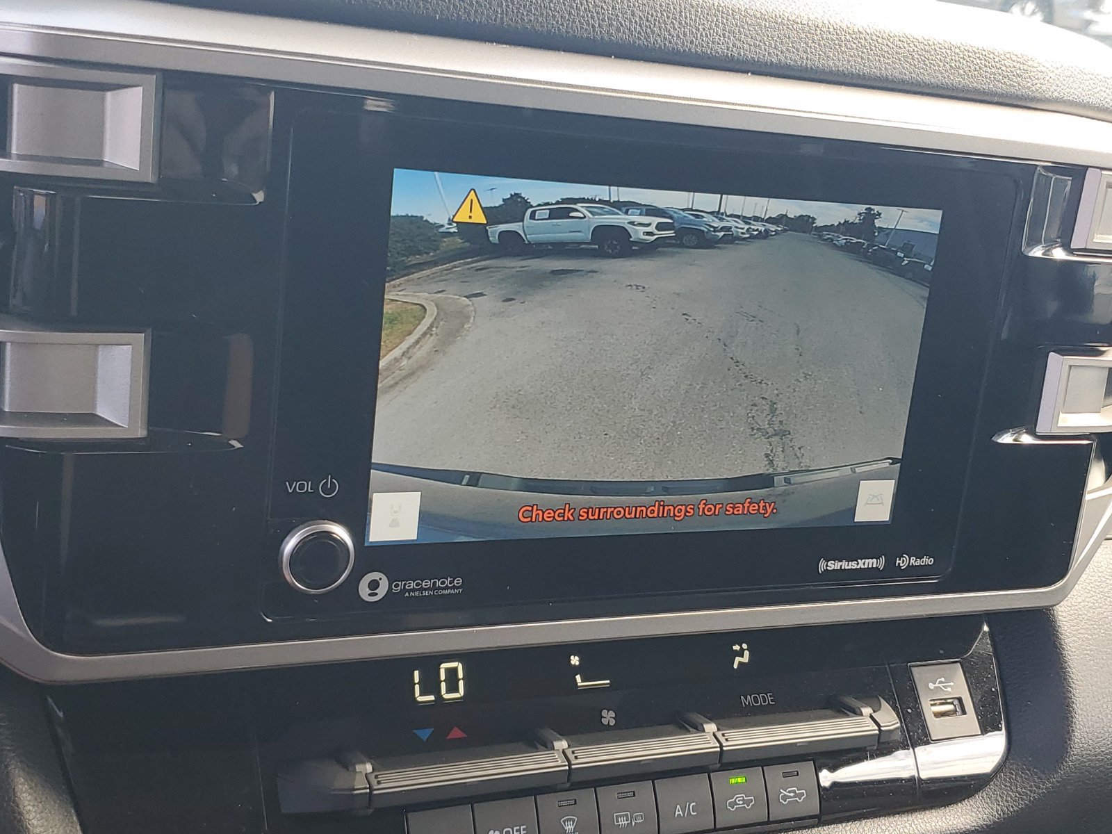 Used 2024 Toyota Tundra SR5 w/ SR5 Convenience Package AWD/4WD image 25
