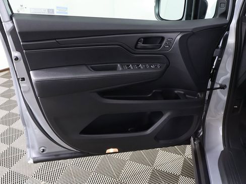New 2026 Honda Odyssey EX-L image 13